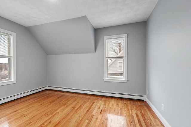 5 Rockingham St, Lynn, MA 01902