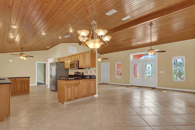 249 FAIRWAY W, Tequesta, FL 33469