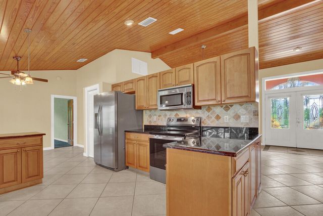 249 FAIRWAY W, Tequesta, FL 33469