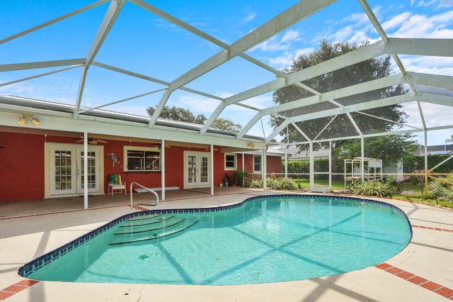 249 FAIRWAY W, Tequesta, FL 33469