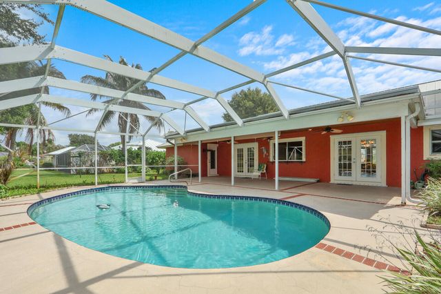 249 FAIRWAY W, Tequesta, FL 33469