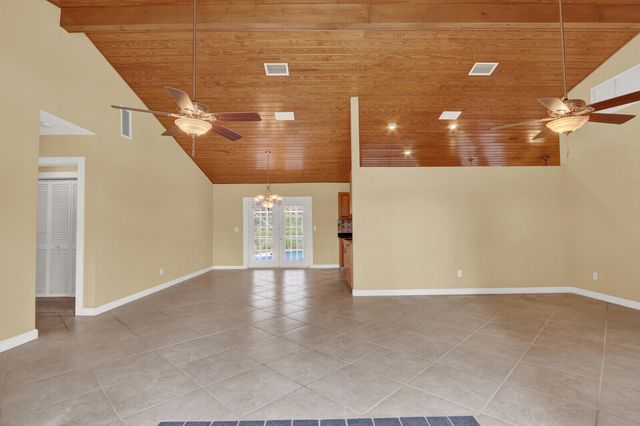 249 FAIRWAY W, Tequesta, FL 33469