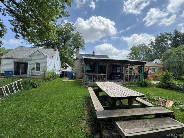 4640 Jackson Street, Dearborn Heights, MI 48125