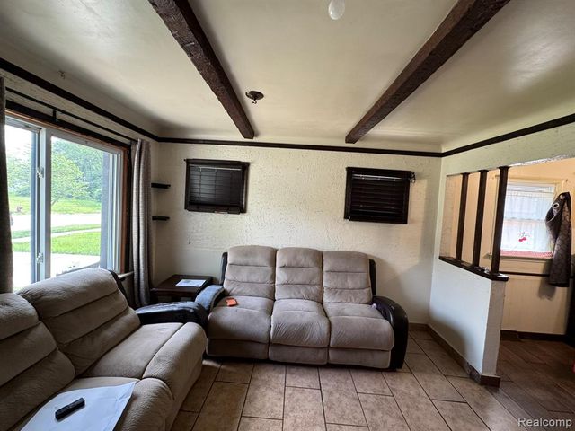 4640 Jackson Street, Dearborn Heights, MI 48125