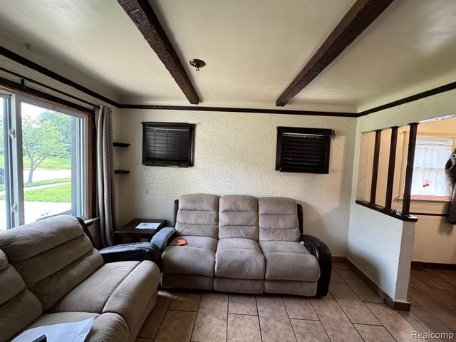 4640 Jackson Street, Dearborn Heights, MI 48125