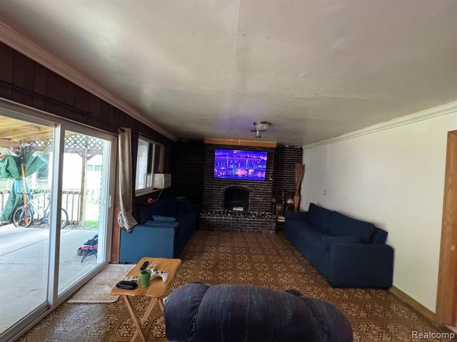 4640 Jackson Street, Dearborn Heights, MI 48125