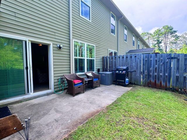 1762 Sound Haven Court, Navarre, FL 32566