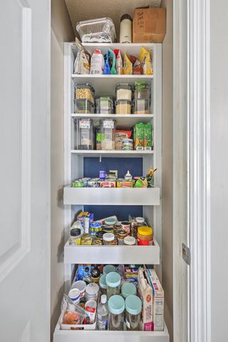 206 Jasmine Drive, Summerville, SC 29483