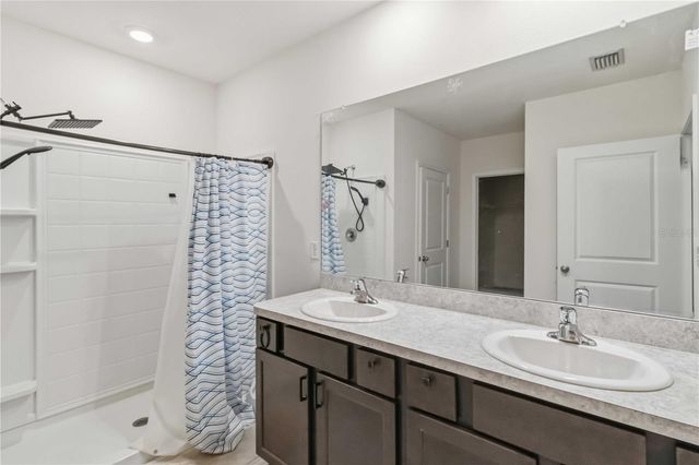 1702 JOHNSON POINTE DRIVE, Plant City, FL 33566
