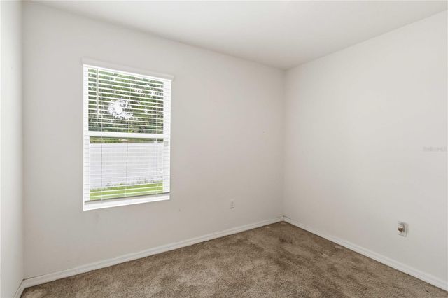 1702 JOHNSON POINTE DRIVE, Plant City, FL 33566