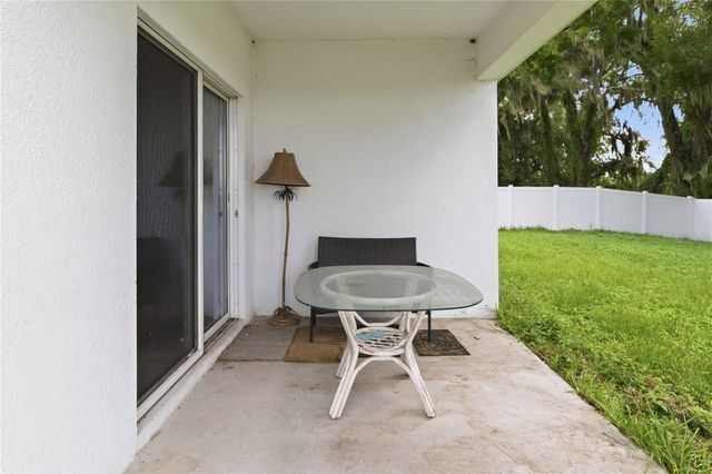 1702 JOHNSON POINTE DRIVE, Plant City, FL 33566