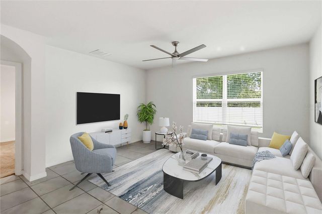 1702 JOHNSON POINTE DRIVE, Plant City, FL 33566