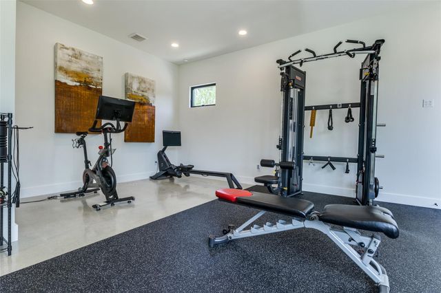 1958 Paradise Parkway, Canyon Lake, TX 78133