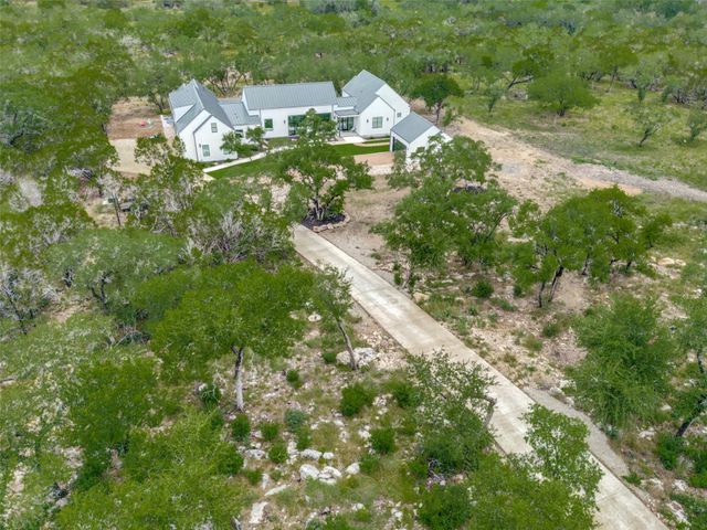 1958 Paradise Parkway, Canyon Lake, TX 78133