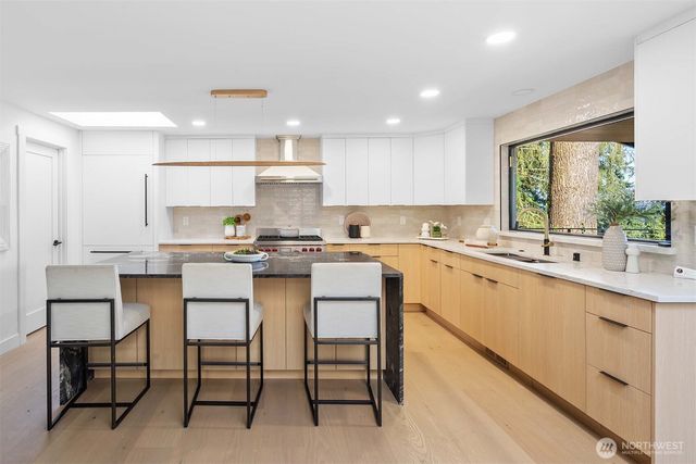 5019 157th Ave SE, Bellevue, WA 98006