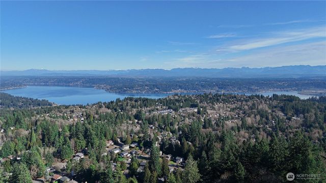 5019 157th Ave SE, Bellevue, WA 98006