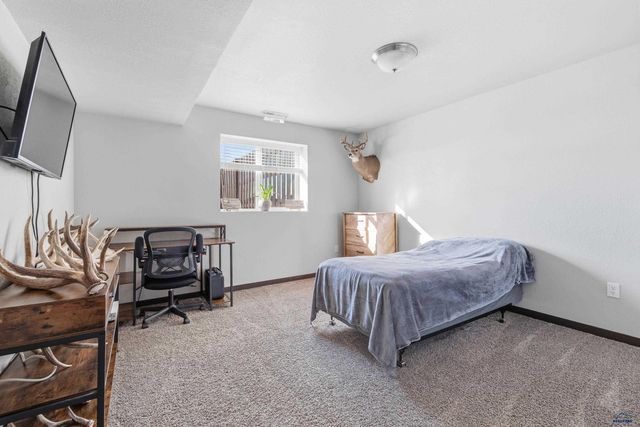 24008 BRIDLE RIDGE RD, Rapid City, SD 57701