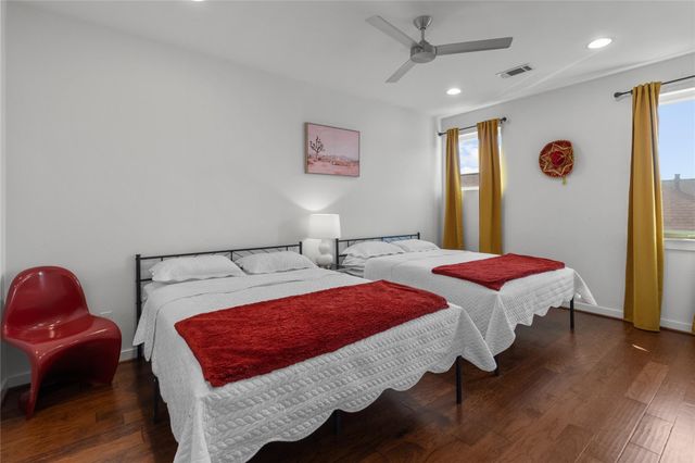 713 James Street, Houston, TX 77009