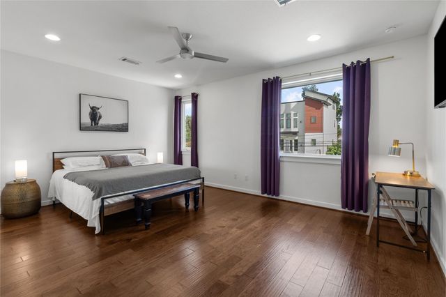 713 James Street, Houston, TX 77009