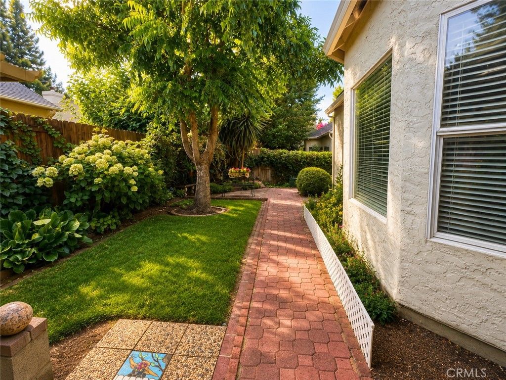 Image 14 of property listing at 651 Grafton Park, Chico, CA 95926