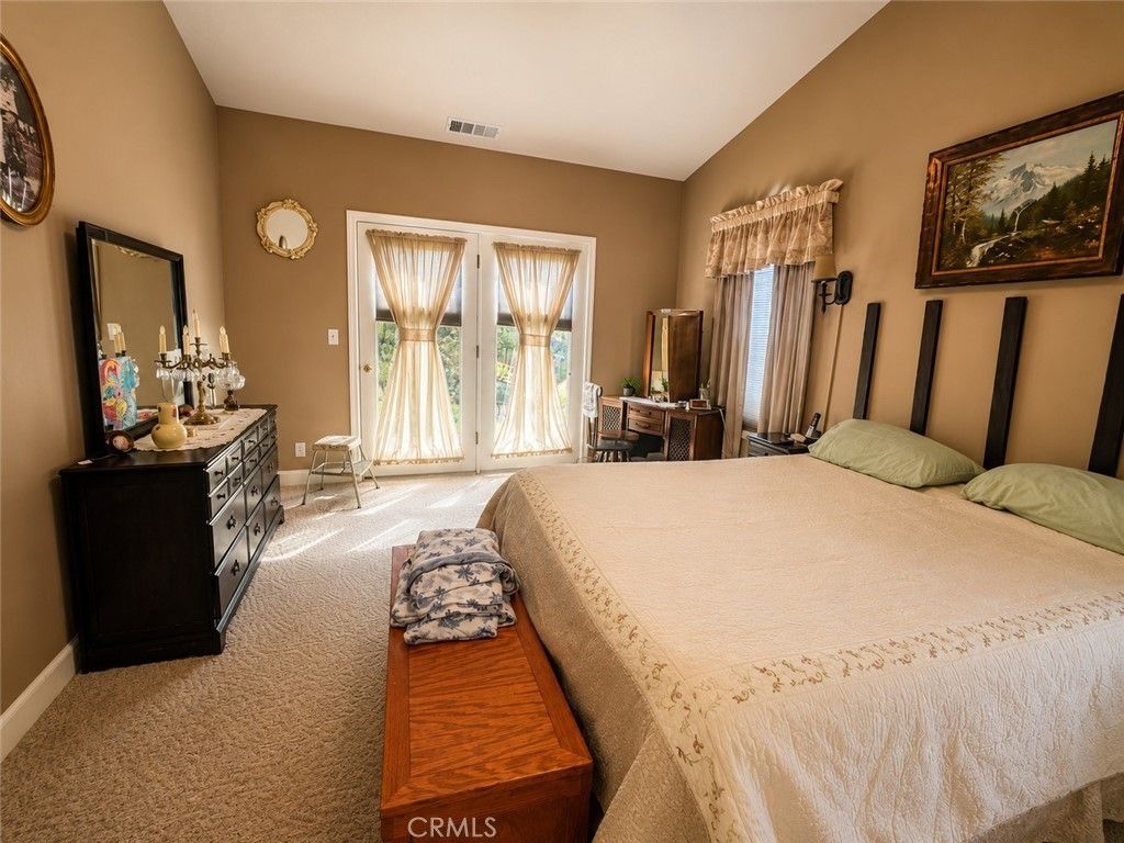 Image 8 of property listing at 651 Grafton Park, Chico, CA 95926