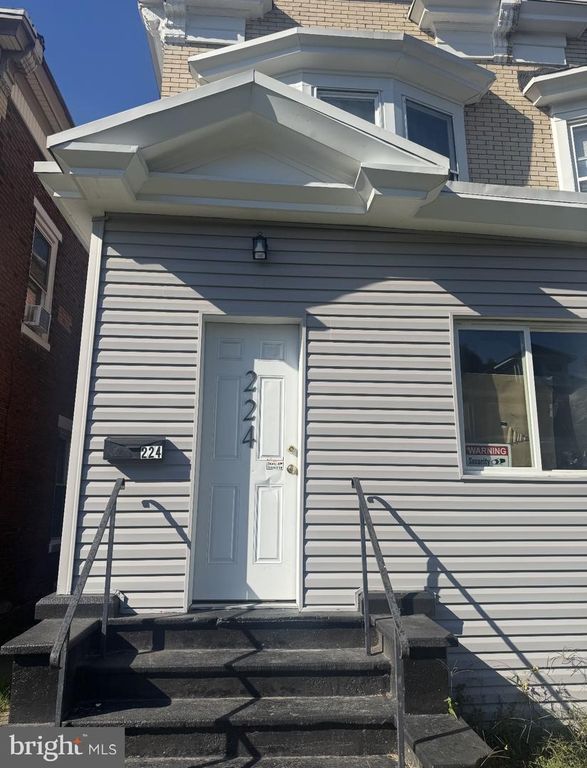 224 YALE ST, Harrisburg, PA 17104