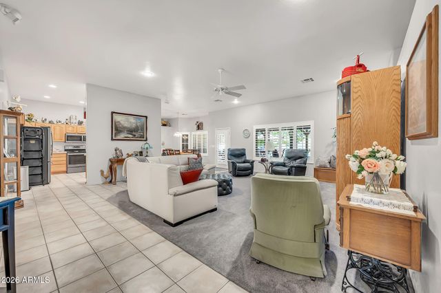 2141 E Melrose Street, Gilbert, AZ 85297
