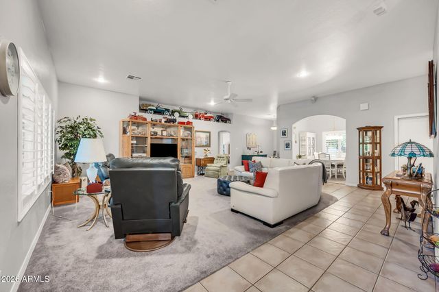 2141 E Melrose Street, Gilbert, AZ 85297