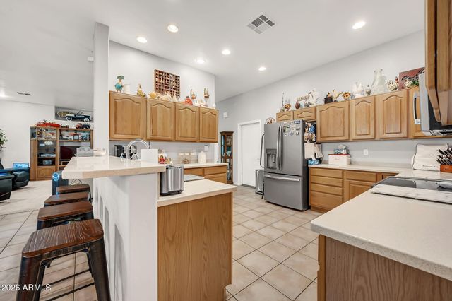 2141 E Melrose Street, Gilbert, AZ 85297