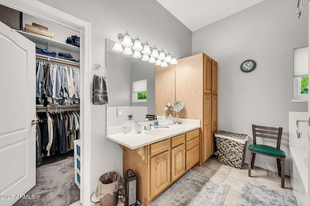 2141 E Melrose Street, Gilbert, AZ 85297