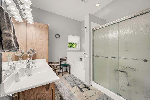2141 E Melrose Street, Gilbert, AZ 85297