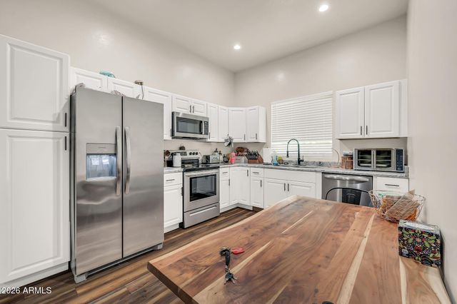 2141 E Melrose Street, Gilbert, AZ 85297