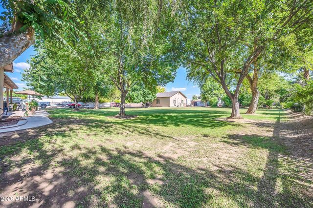2141 E Melrose Street, Gilbert, AZ 85297