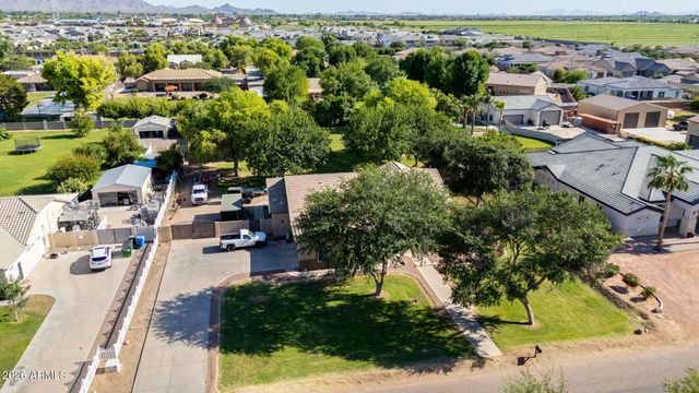 2141 E Melrose Street, Gilbert, AZ 85297