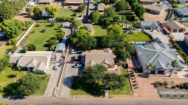2141 E Melrose Street, Gilbert, AZ 85297
