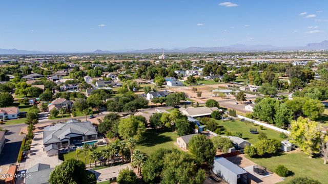 2141 E Melrose Street, Gilbert, AZ 85297
