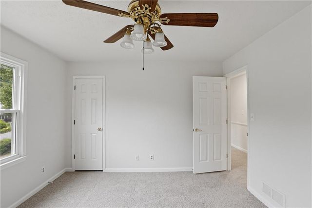3839 Cotswold Drive SW, Lilburn, GA 30047