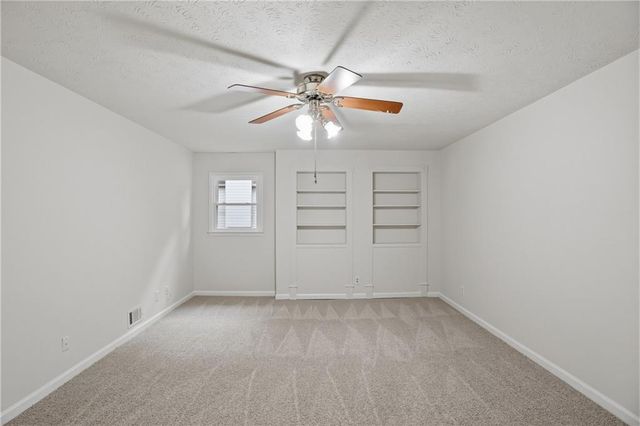 3839 Cotswold Drive SW, Lilburn, GA 30047