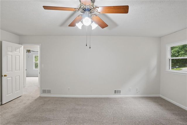 3839 Cotswold Drive SW, Lilburn, GA 30047