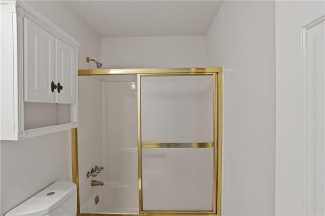 3839 Cotswold Drive SW, Lilburn, GA 30047