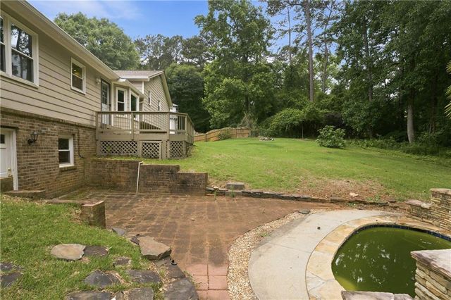 3839 Cotswold Drive SW, Lilburn, GA 30047