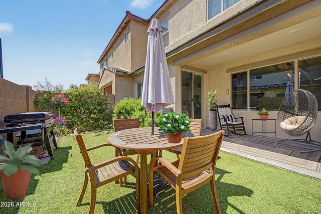 753 E ROJO Way 102, Gilbert, AZ 85297