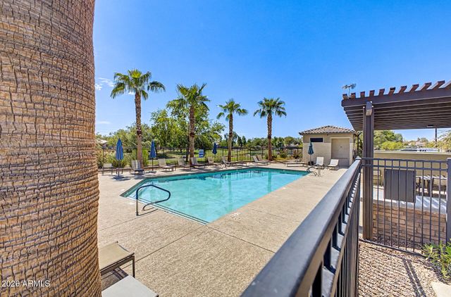753 E ROJO Way 102, Gilbert, AZ 85297