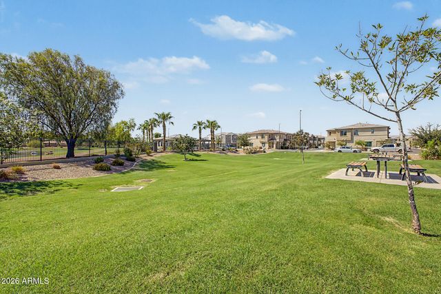 753 E ROJO Way 102, Gilbert, AZ 85297