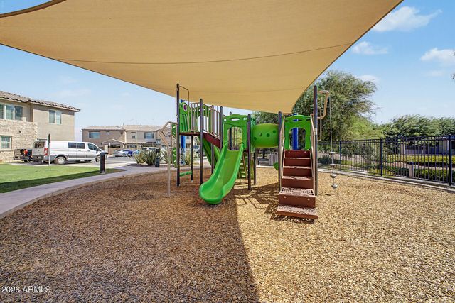 753 E ROJO Way 102, Gilbert, AZ 85297