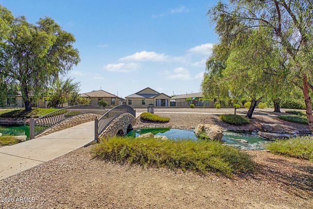 753 E ROJO Way 102, Gilbert, AZ 85297