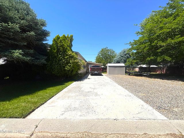 218 & 220 Middlegate Drive, Battle Mountain, NV 89820