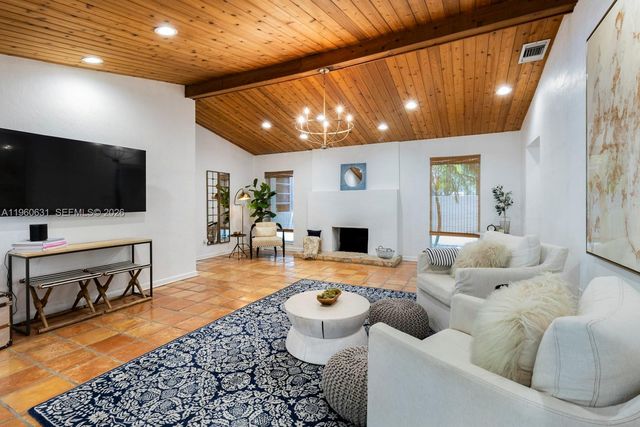 6255 SW 99th Ter, Pinecrest, FL 33156