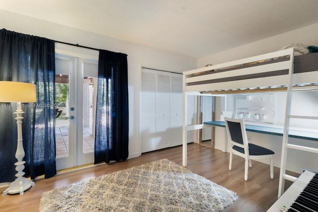 6255 SW 99th Ter, Pinecrest, FL 33156