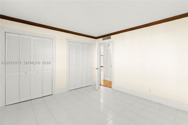 455 Paradise Isle Blvd 402, Hallandale Beach, FL 33009